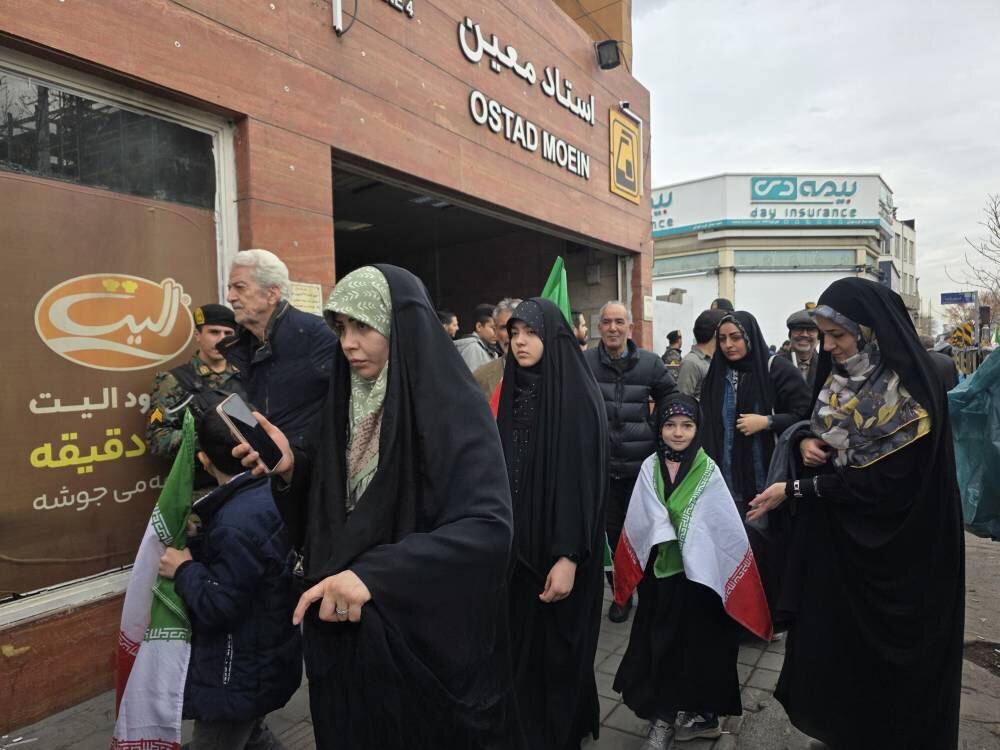 مترو تهران در 22 بهمن