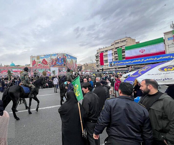 آفتاب نو – راهپیمایی ۲۲ بهمن تهران به روایت تصاویر