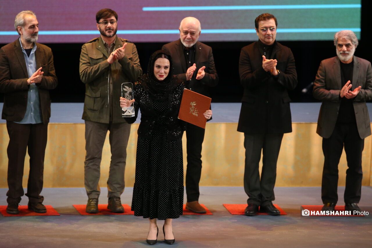 آفتاب نو – تصاویر اختتامیه چهل و چهارمین جشنواره فیلم فجر