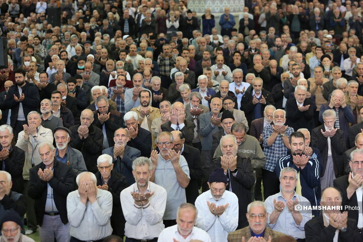 نماز جمعه تهران به امامت حجت الاسلام حاج علی اکبری