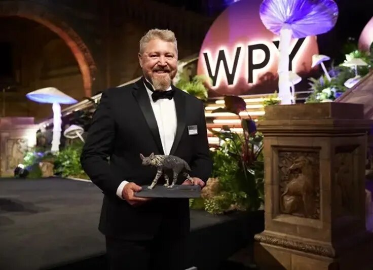 بازدیدکننده شهر ارواح؛ عکسی وهمانگیز که پس از ۱۰ سال انتظار گرفته شد | عکس