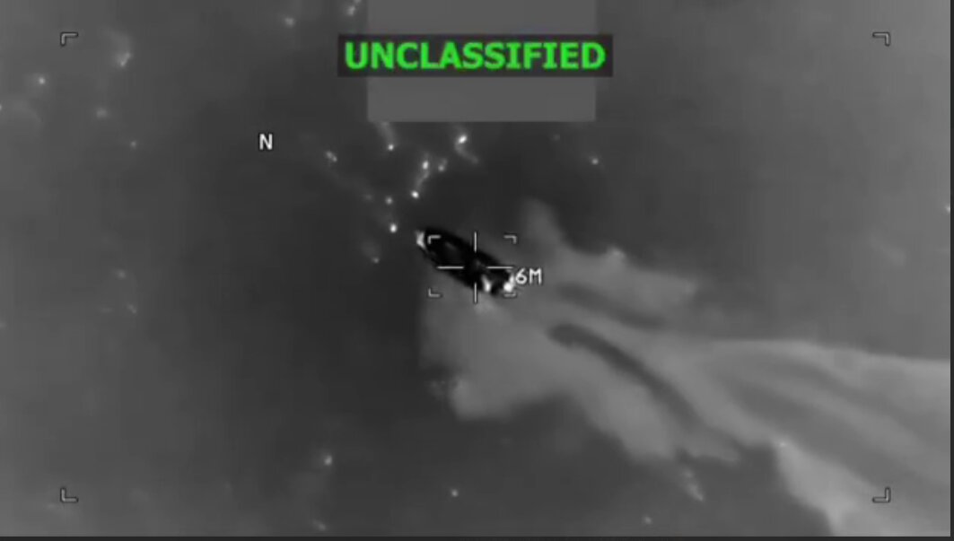 انهدام یک کشتی توسط آمریکایی ها  | ۳ نفر کشته شدند