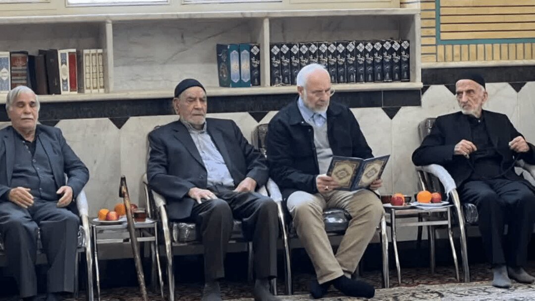 قالیباف با پدرش به مراسم ختم رفت | تصاویر
