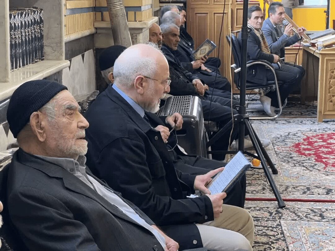 قالیباف با پدرش به مراسم ختم رفت | تصاویر