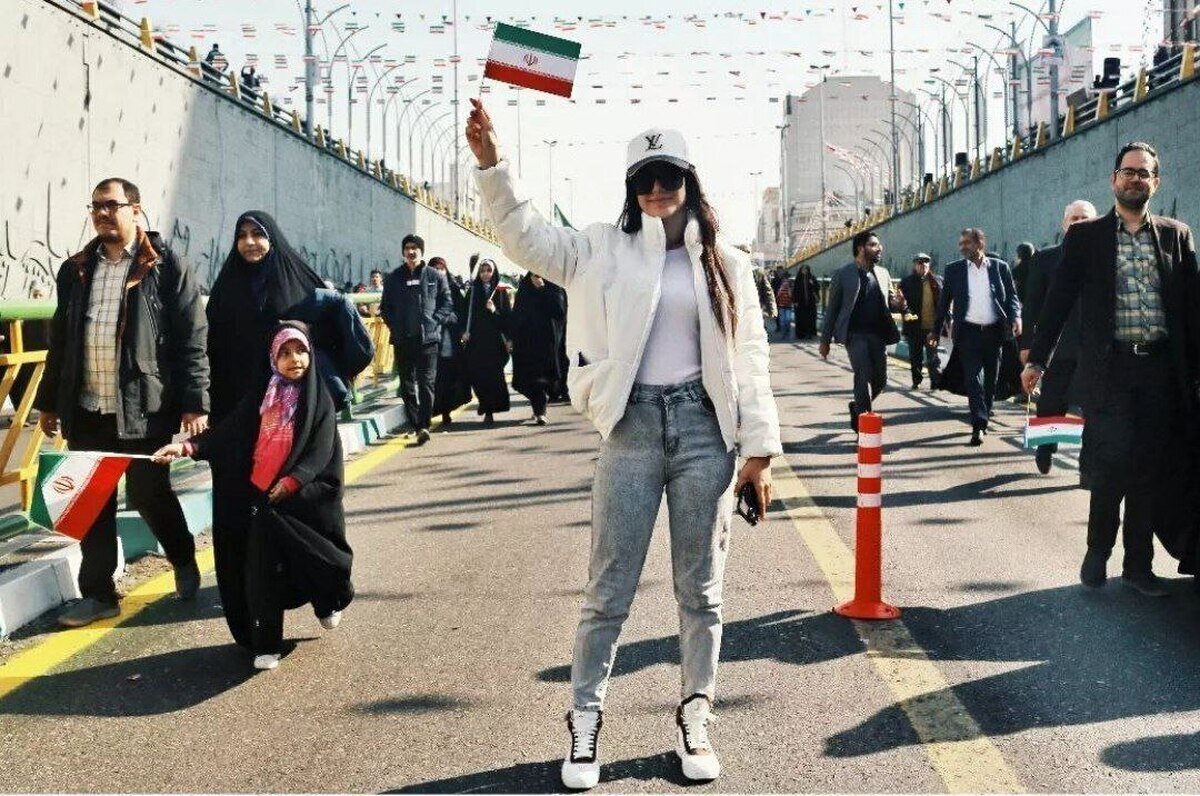 عمداً با کم‌حجاب‌ها مصاحبه می‌کنید؟ + ویدئو | پاسخ جالب آقای خبرنگار