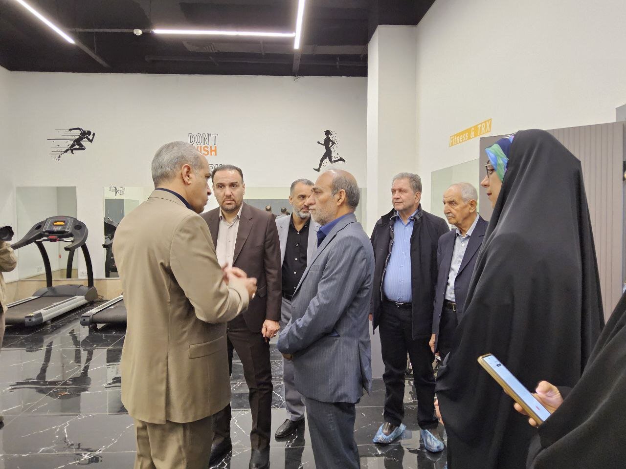 بازدید لطف الله فروزنده از سرای محله باغ فردوس