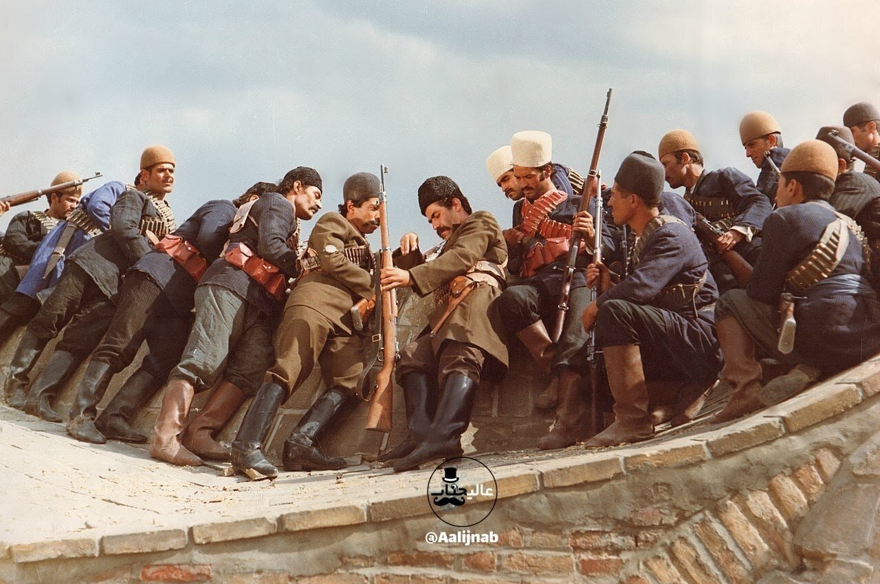 تصاویر خاطره‌انگیز از مرحوم عنایت‌الله بخشی