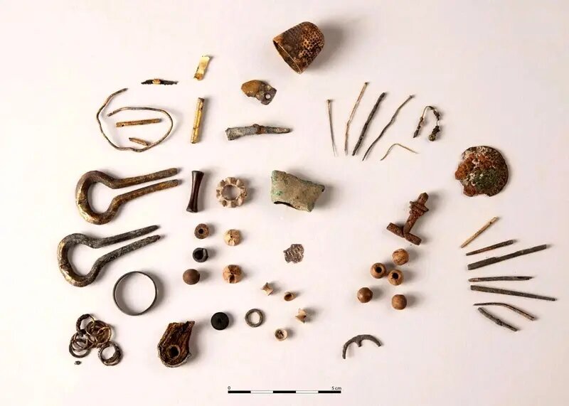 پیدا شدن بقایای قلعۀ قرون وسطایی زیر یک عمارت خصوصی | عکس