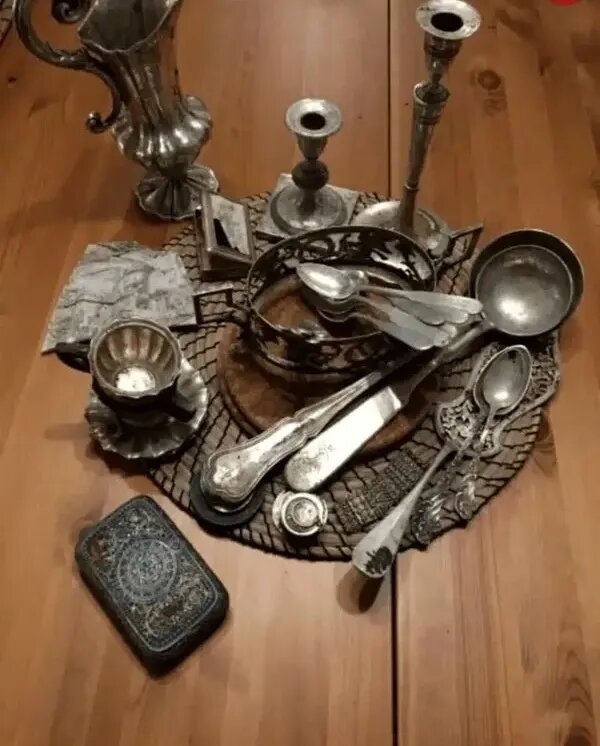 نقشه گنجی که به گنجینۀ نقرههای خانوادگی رسید! | عکس