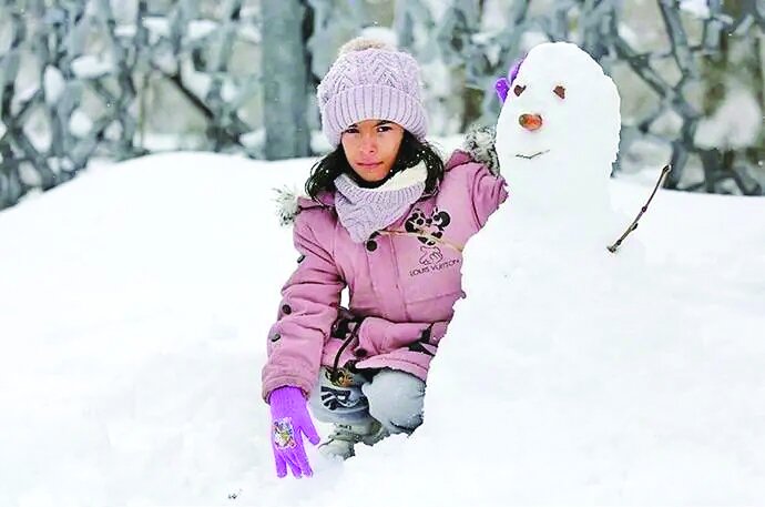 تصاویری از برف بازی در ارتفاعات ایران