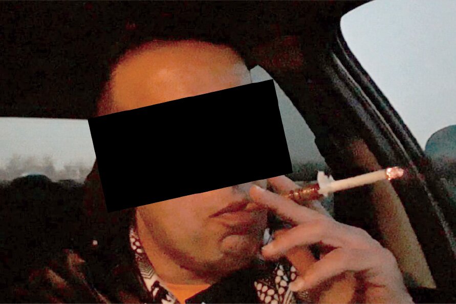 افشای راز قتلعام خانوادگی در مشهد | اسرار مرد شیکپوش در فلش سیاه بود + تصاویر