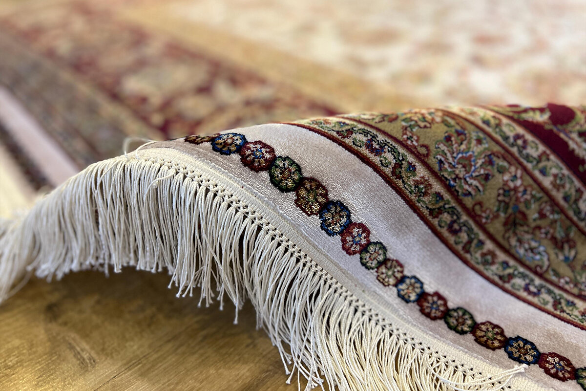 محافظ ریشه فرش