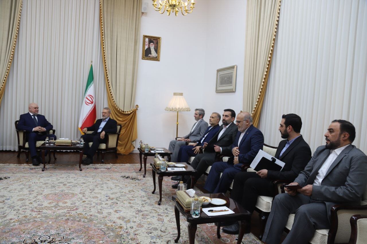 ۲ تصویر از دیدار مهم امروز لاریجانی