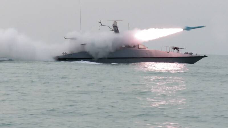 تصاویری چشمنواز از قدرتنمایی ایران در خلیجفارس، تنگه هرمز و دریای عمان