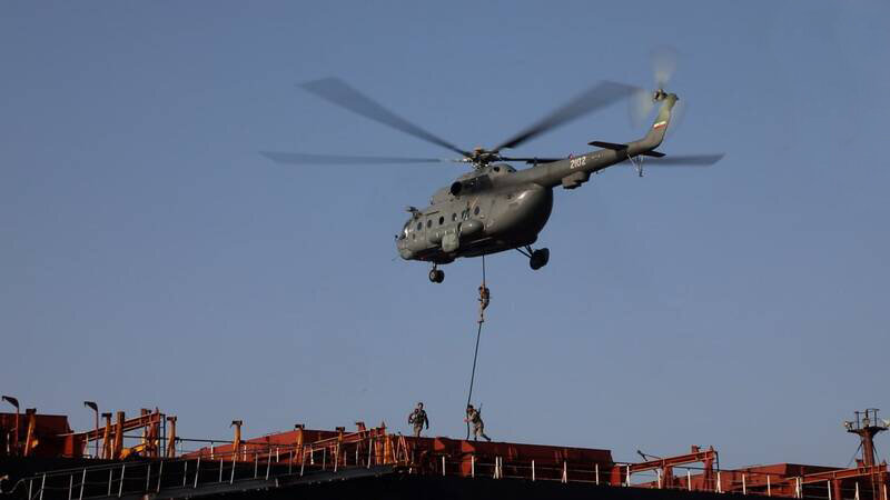 تصاویری چشمنواز از قدرتنمایی ایران در خلیجفارس، تنگه هرمز و دریای عمان