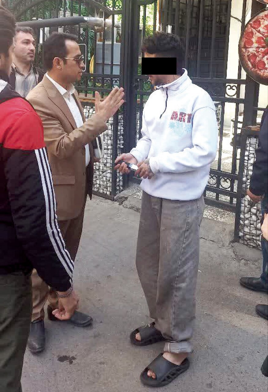 آدمکشی پسر جنوبی در مشهد | خالکوبی عجیب روی گردن قاتل + عکس