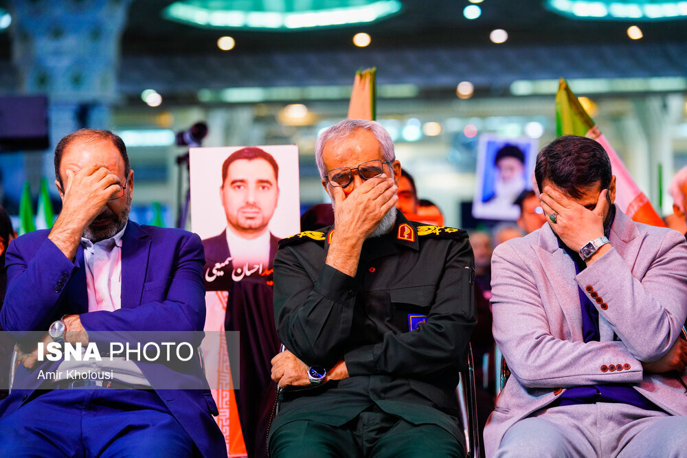 آفتاب نو – گریه های سردار نجات در مراسم چهلم جان‌باختگان حوادث دی‌ماه