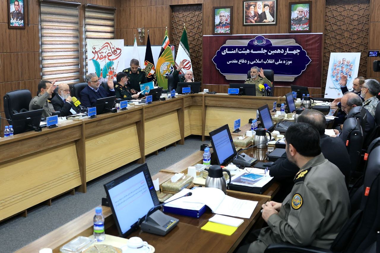 زاکانی در موزه ملی دفاع مقدس