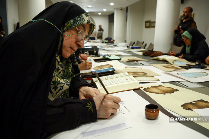 مرمت قرآن های سوخته در رویداد "آیه های ماندگار"