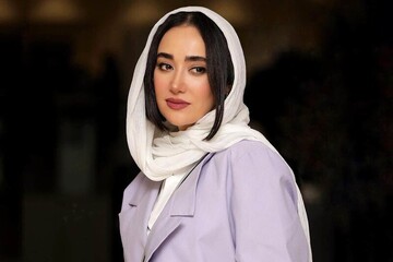 بهاره افشاری ۲۰ ساله در پشت‌صحنه سریال «او یک فرشته بود» | عکس