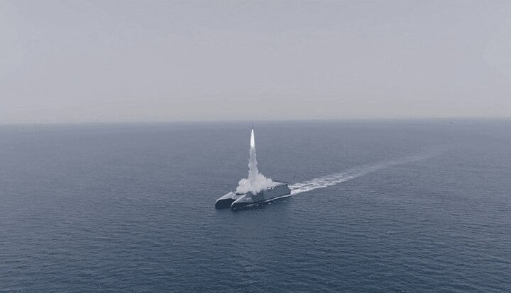 دفاع از آسمان کشور در دریا | جدیدترین موشک پدافندی کشور چه مشخصاتی دارد؟