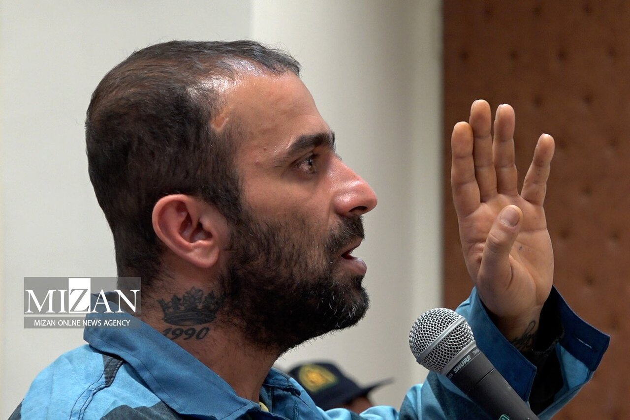 تصاویر ۳ متهم تحریق مسجد در دادگاه ؛ ببینید | پای یک زن در میان است؛ ماجرای بسته مشکوک | توبه می‌کنم...