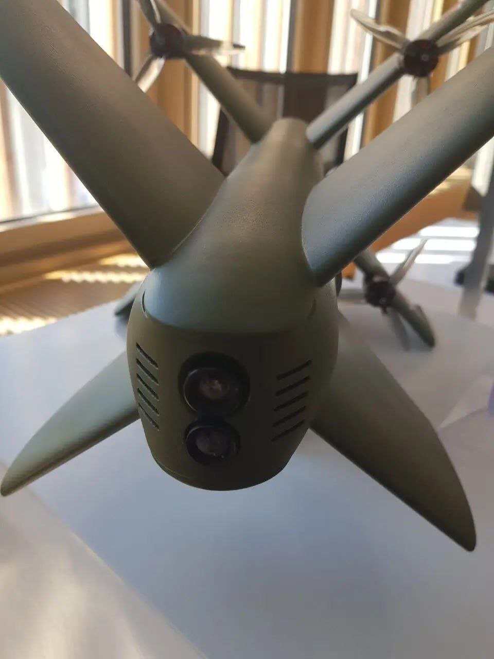 پهپاد شکارچی که پهپادهای دشمن را در هوا نابود می‌کند | تصاویر