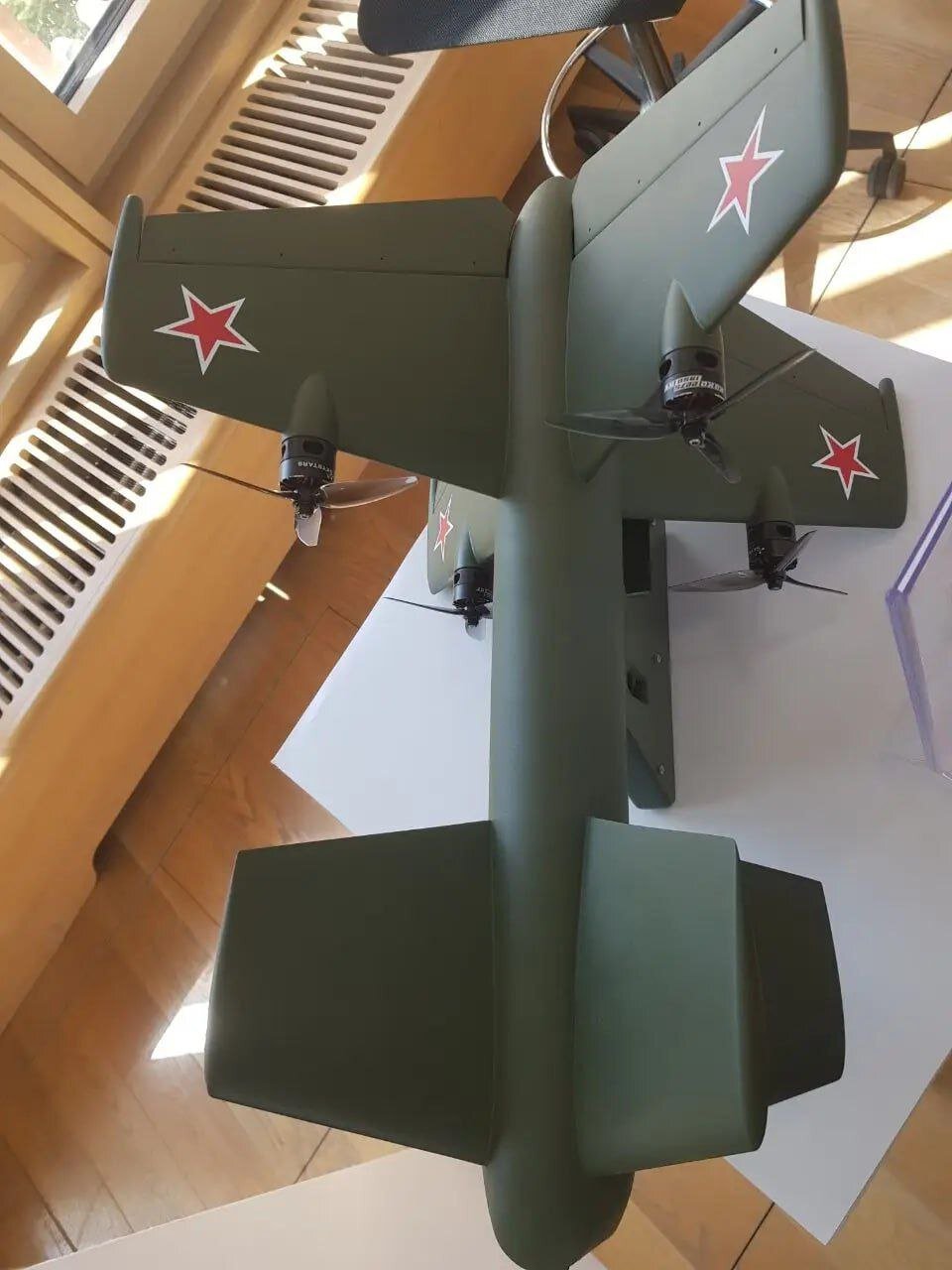 پهپاد شکارچی که پهپادهای دشمن را در هوا نابود می‌کند | تصاویر