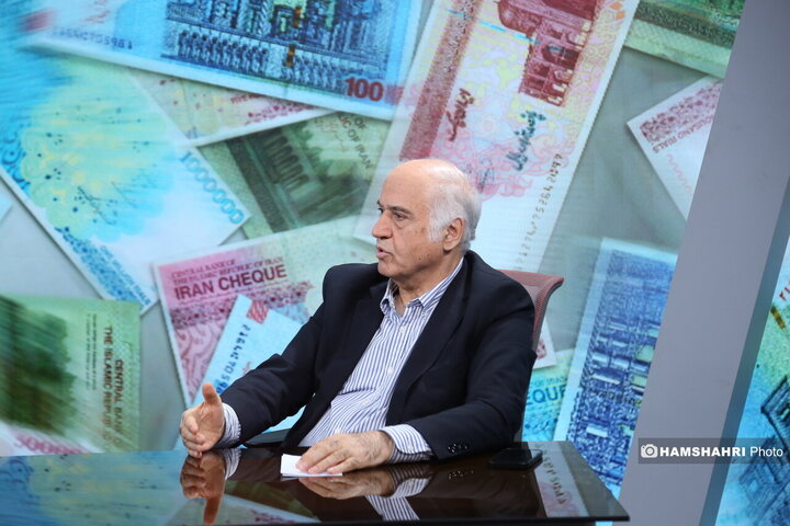 بررسی علل ریزش ارزش پول ملی