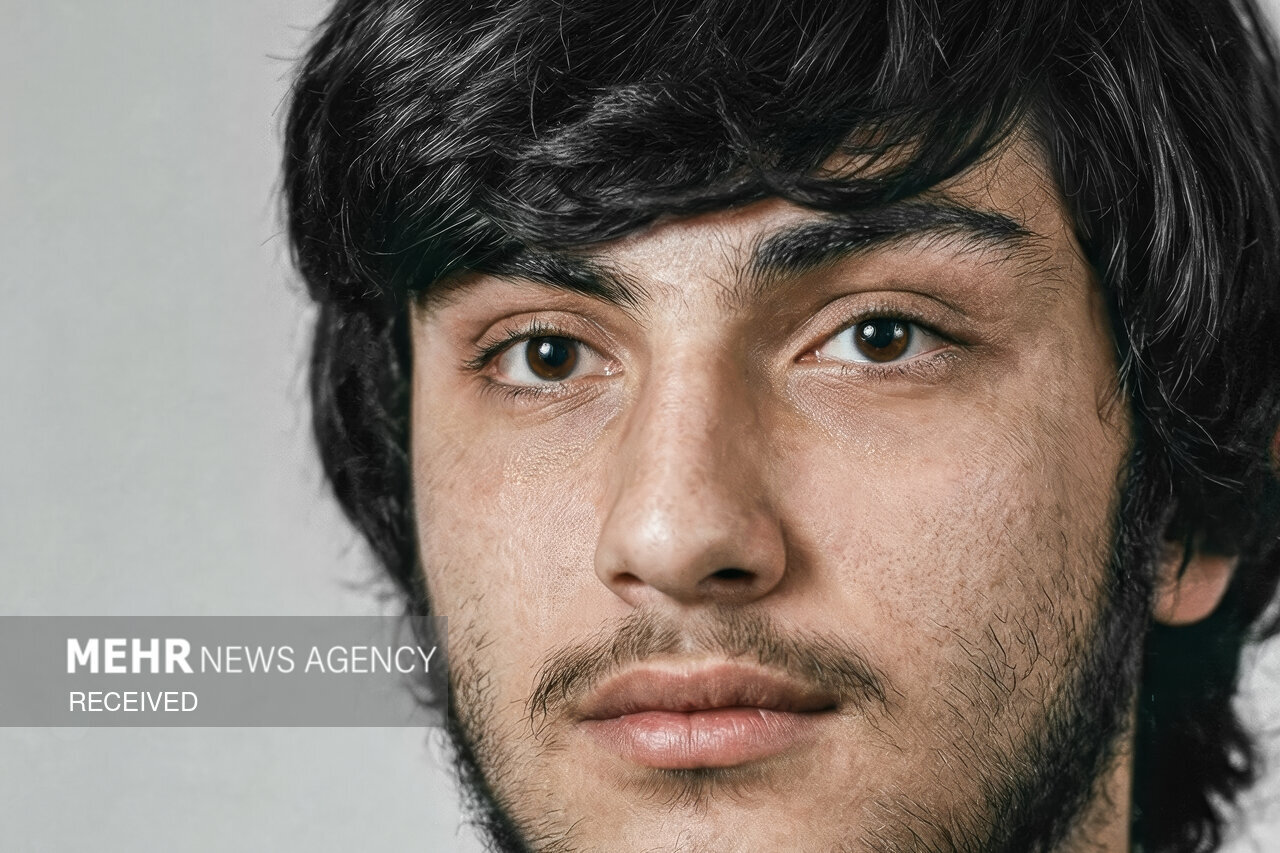 تصاویر کمتر دیده شده از عماد مغنیه در کنار حسن نصرالله و قاسم سلیمانی