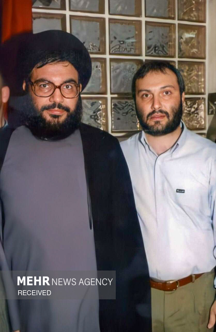 تصاویر کمتر دیده شده از عماد مغنیه در کنار حسن نصرالله و قاسم سلیمانی