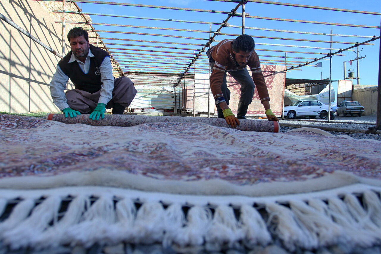 سبقت غیرمجاز تعرفه‌ها | ارائه خدمات بی‌کیفیت و البته گران در روزهای خانه‌تکانی به دعوای تکراری مردم و برخی اتحادیه‌ها تبدیل شده است