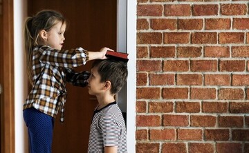 آیا بلوغ زودرس قد کودک را کوتاه می‌کند؟ | بعضی والدین اصرار دارند جلوی بلوغ کودک گرفته شود
