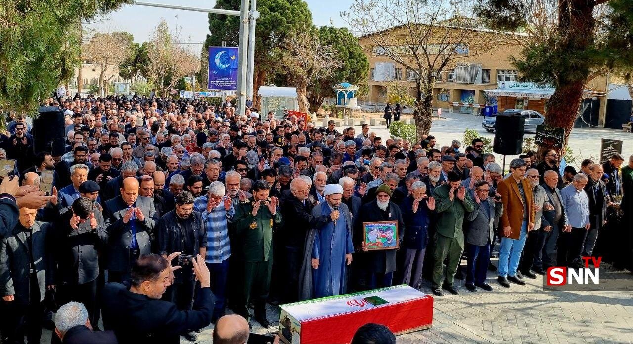 مراسم تشییع مادر جاویدالاثر احمد متوسلیان | ویدئو