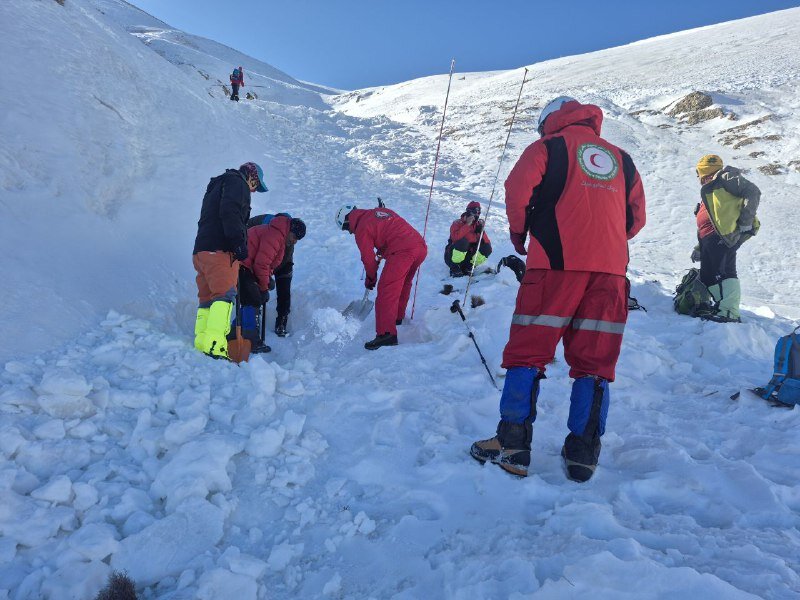 حوادث  سقوط بهمن در خور
