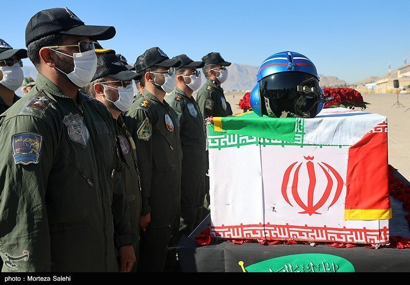 مراسم تشییع پیکر 2 شهید خلبان هوانیروز در اصفهان