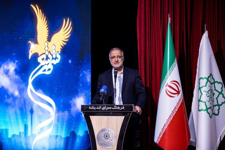 مشکل اقتصادی امروز هیچ نسبتی با اسلام و نظام و رهبری ندارد