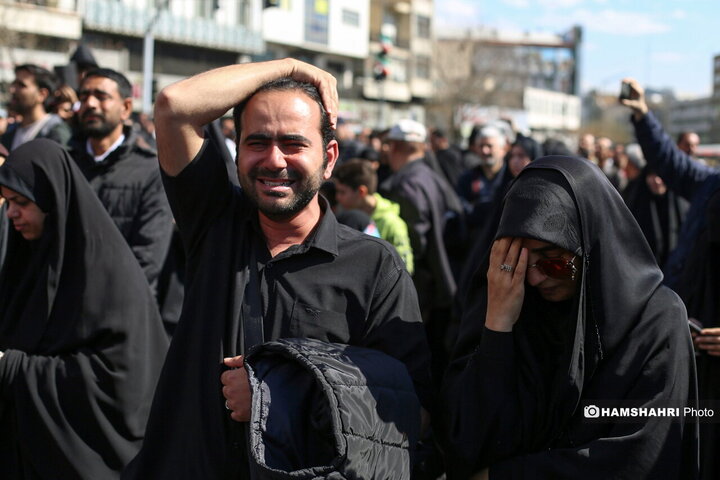 تجمع مردم تهران در عزای شهادت رهبر معظم انقلاب