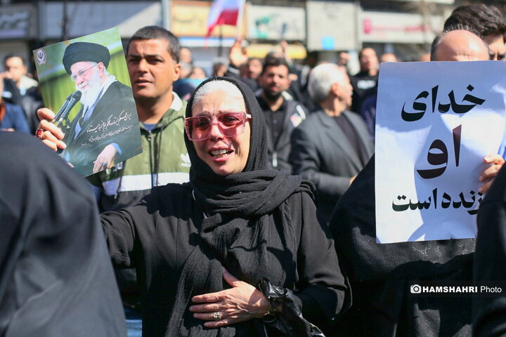 تجمع مردم تهران در عزای شهادت رهبر معظم انقلاب
