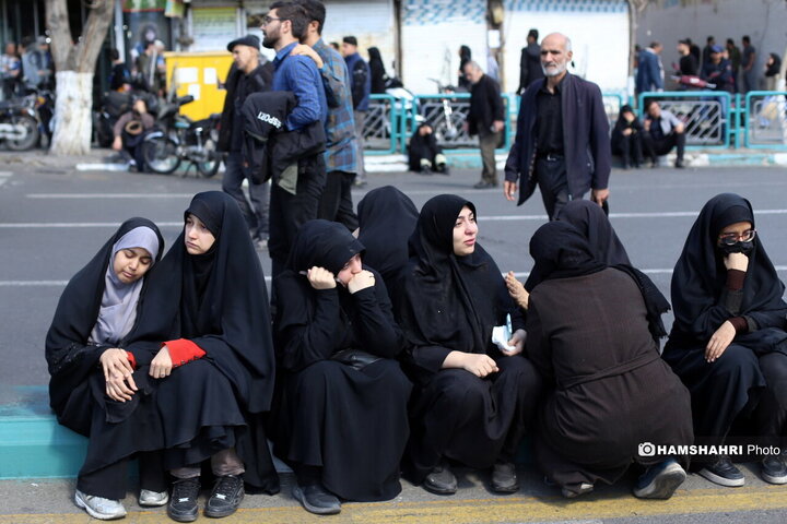 تجمع مردم تهران در عزای شهادت رهبر معظم انقلاب
