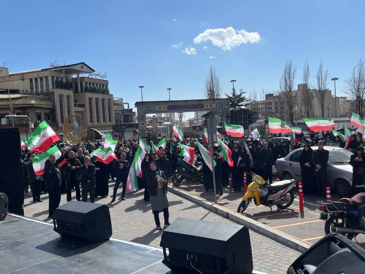 تجمع عزاداران در میدان تجریش