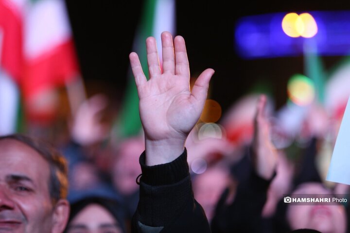 عزاداری مردم تهران برای شهادت رهبر معظم انقلاب