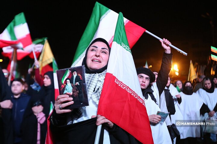 عزاداری مردم تهران برای شهادت رهبر معظم انقلاب