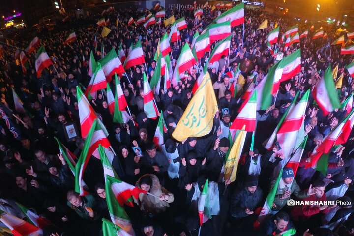 عزاداری مردم تهران برای شهادت رهبر معظم انقلاب