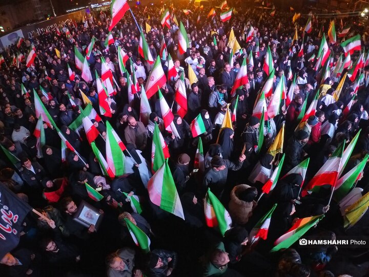عزاداری مردم تهران برای شهادت رهبر معظم انقلاب