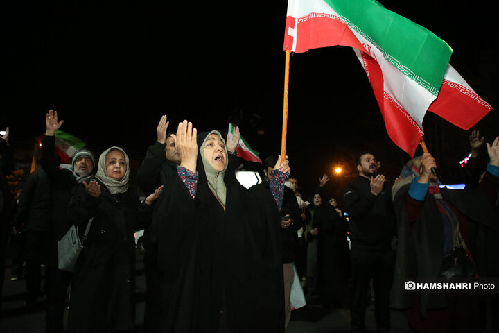 تجمع مردم تهران در عزای شهادت رهبر معظم انقلاب