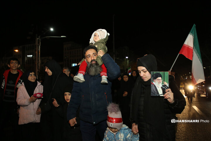 تجمع مردم تهران در عزای شهادت رهبر معظم انقلاب