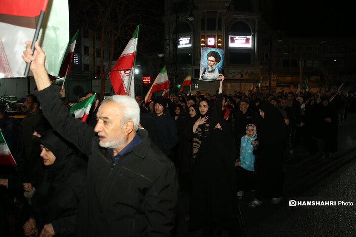 تجمع مردم تهران در عزای شهادت رهبر معظم انقلاب