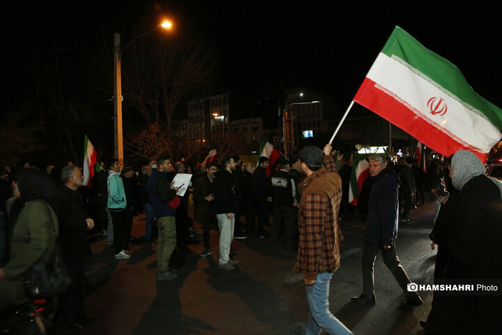 تجمع مردم تهران در عزای شهادت رهبر معظم انقلاب