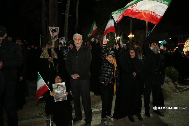 تجمع مردم تهران در عزای شهادت رهبر معظم انقلاب